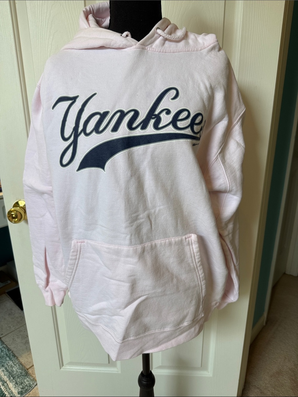NY Yankees Stitches Athletic Gear Pink Hoodie